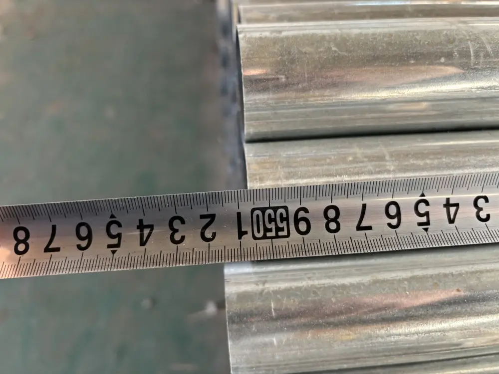 (ASTM A53,BS1387,Q235) Galvanized Round Steel Pipe With High Quality (1)