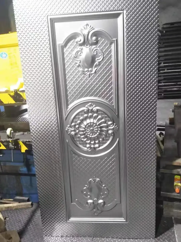 Factory Wholesale Various Styles Galvanized Sheet Interior Laminated Steel Door Skin