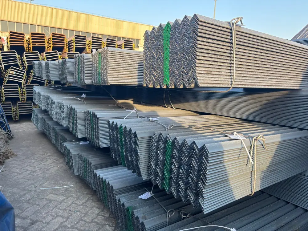 High Quality Q195 Q235 Angle Bar (3).jpg