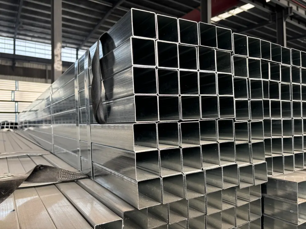 Galvanized Square pipe3.jpg